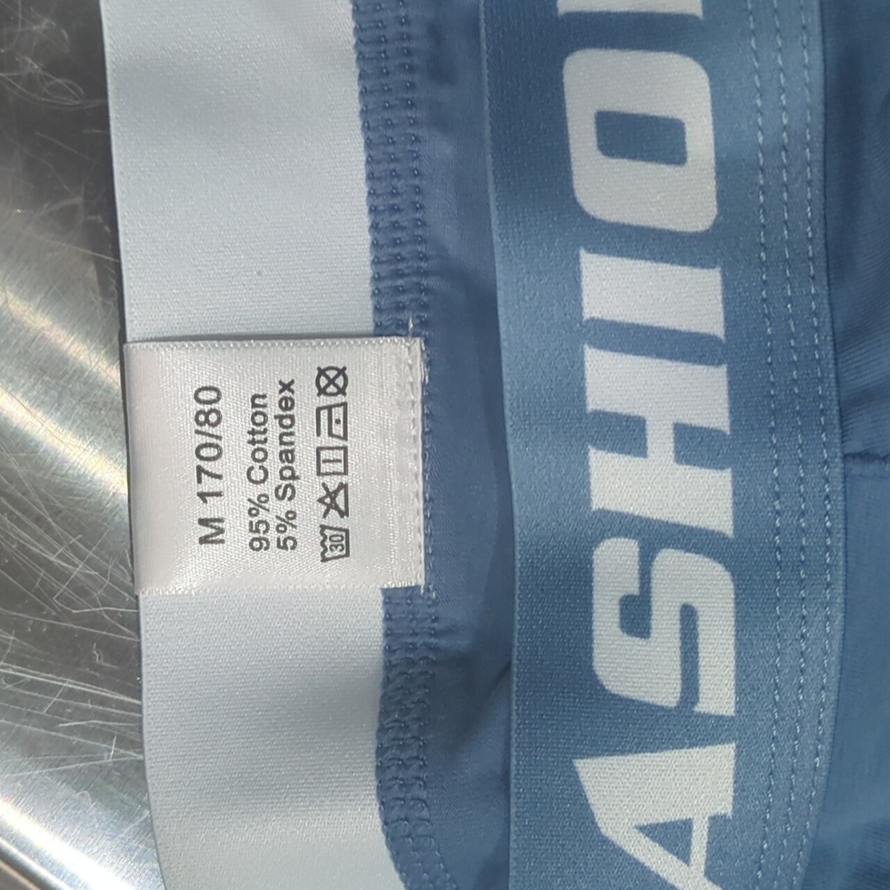 Men's bikini briefs